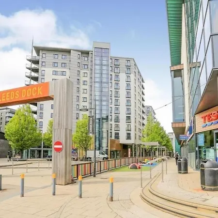 Deluxe Modern Apt&free Parking No Balcony *