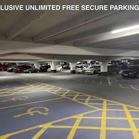 Deluxe Modern Apt&free Parking No Balcony Apartamento *