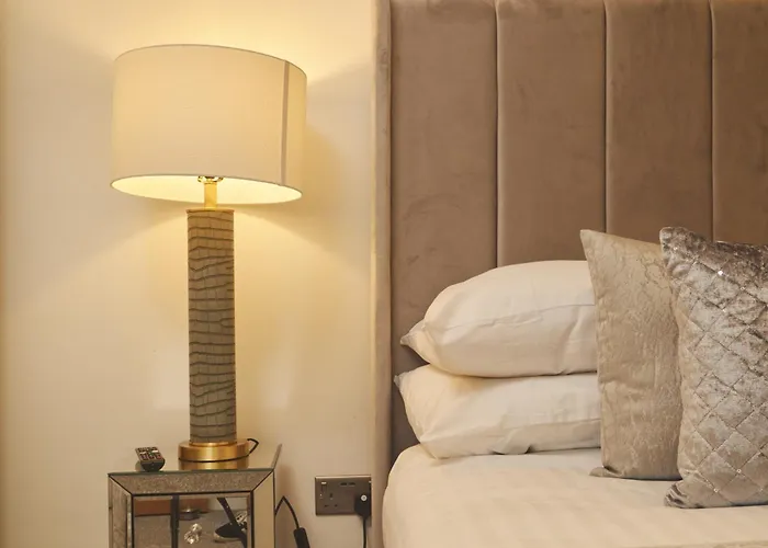 Deluxe Modern Apt&free Parking No Balcony Daire *