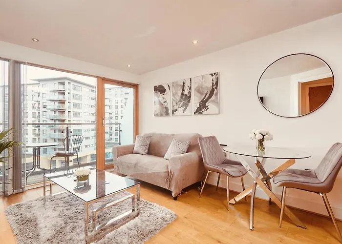 Διαμέρισμα Deluxe Modern Apt&free Parking No Balcony